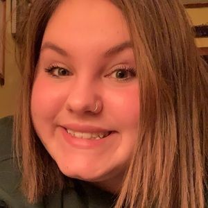 Meet your Posher, Mackenzie